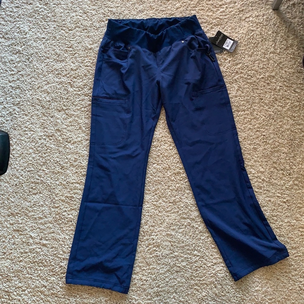 Cherokee IFlex Scrubs top and bottom.